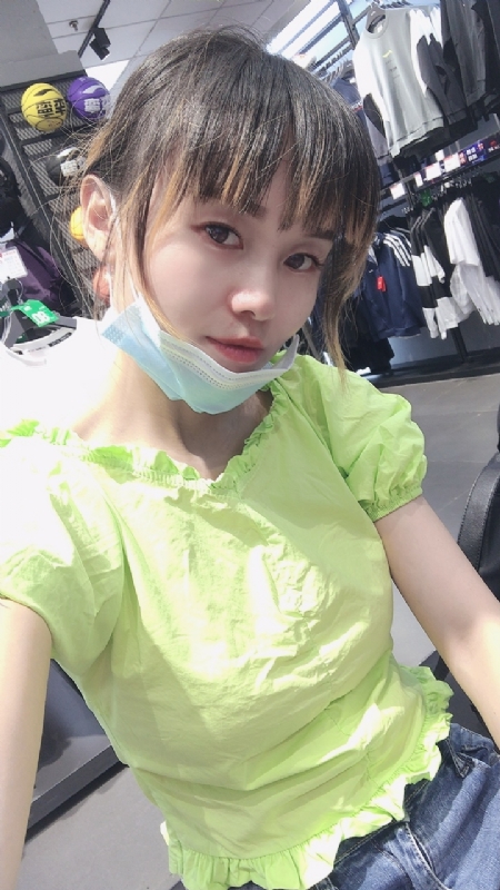 婀娜袅袅的第一张照片--周口相亲服务中心