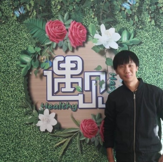 影视人~混爷张的第一张照片--周口相亲服务中心