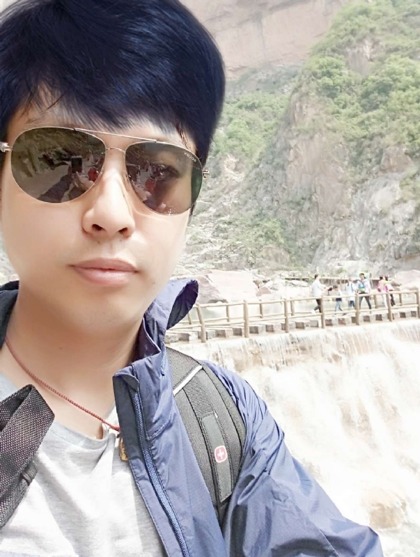 雅俗共赏的第一张照片--周口相亲服务中心