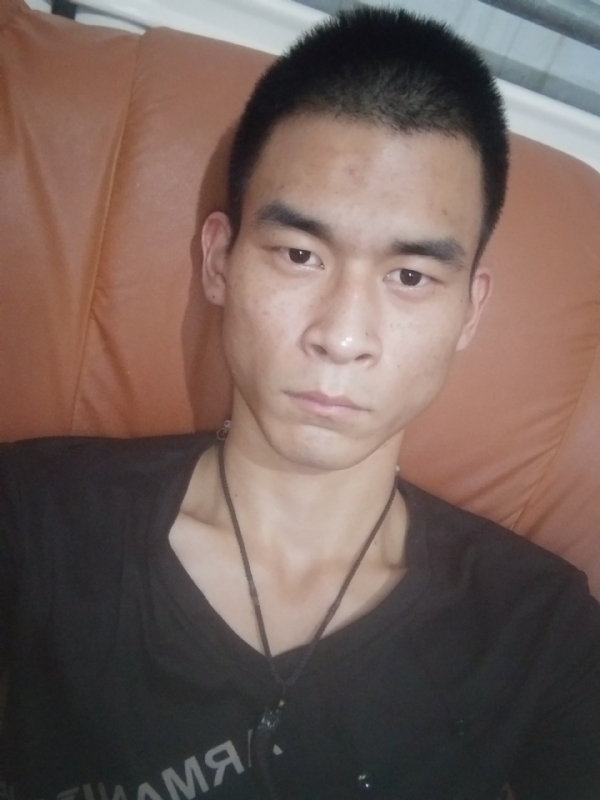 单身狗一枚的第三张照片--周口相亲服务中心