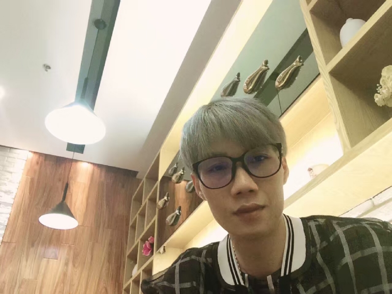 黄峰的第二张照片--周口相亲服务中心