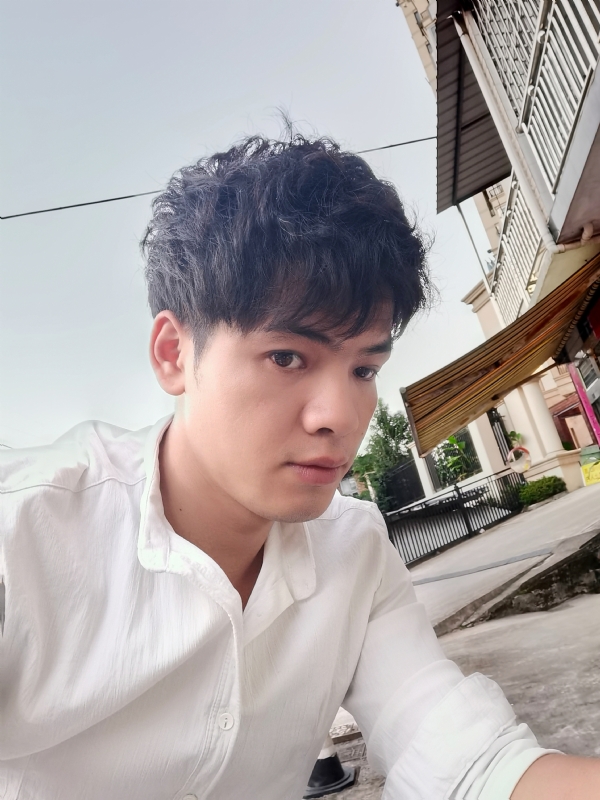 幕后老板的第一张照片--周口相亲服务中心