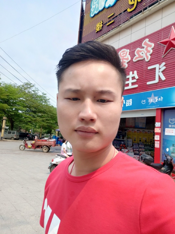 刘振军的第一张照片--周口相亲服务中心