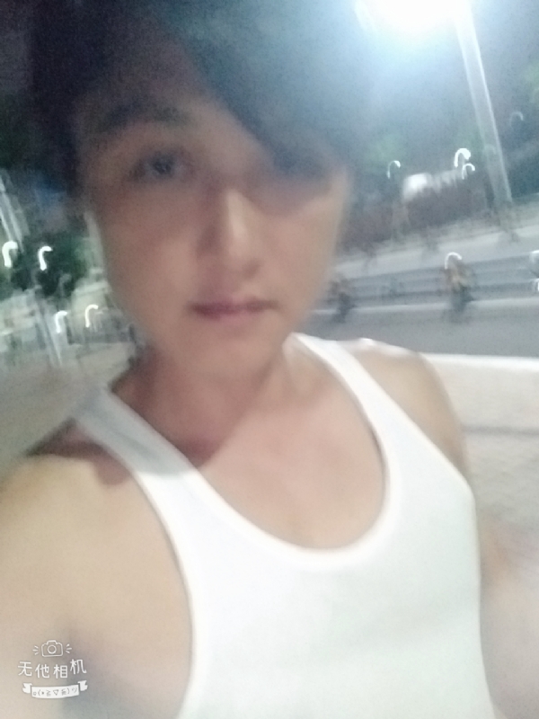 弟弟的第一张照片--周口相亲服务中心