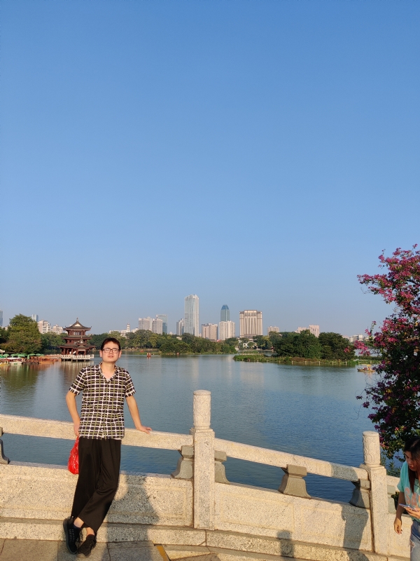 萍水相逢晏的第一张照片--周口相亲服务中心