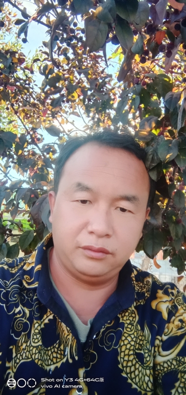 战狼的第一张照片--周口相亲服务中心