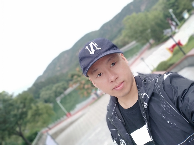 阳光的第一张照片--周口相亲服务中心