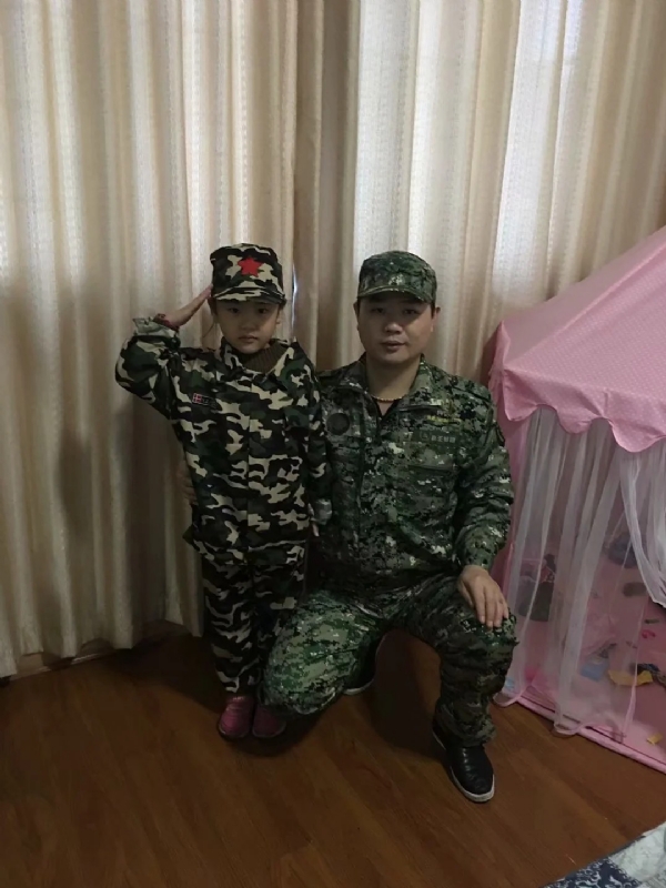 俗人的第一张照片--周口相亲服务中心