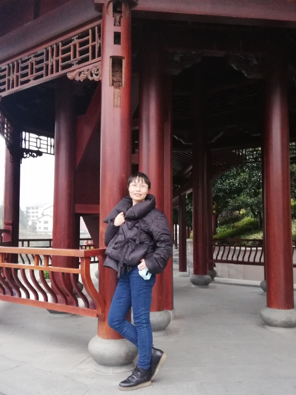 篱落的第一张照片--周口相亲服务中心