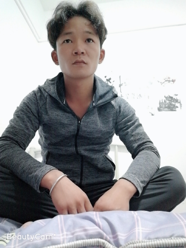 东浩学长的第一张照片--周口相亲服务中心