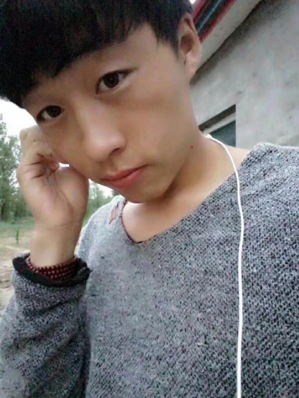 小胡的第一张照片--周口相亲服务中心