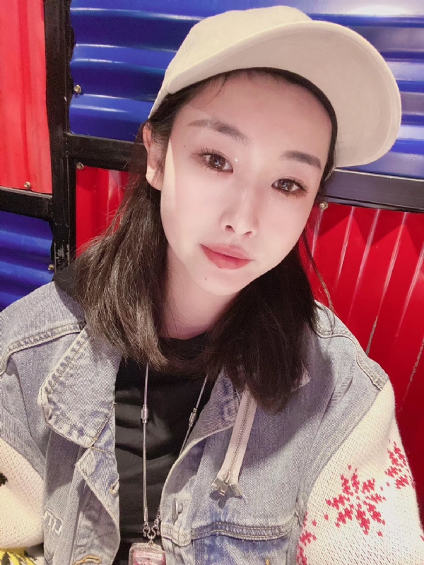 玲珑的第一张照片--周口相亲服务中心