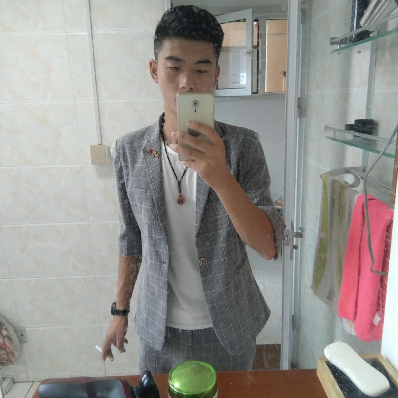 会淹死的鱼的第一张照片--周口相亲服务中心