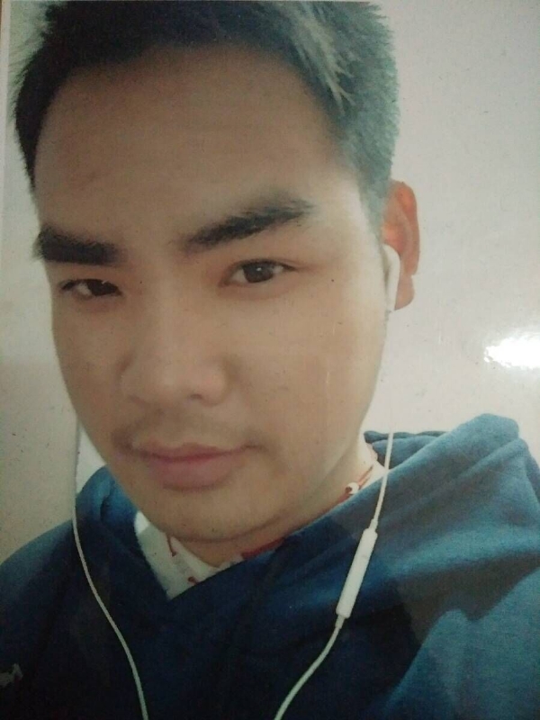 渴望爱的第一张照片--周口相亲服务中心