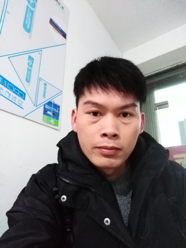 微笑的第一张照片--周口相亲服务中心