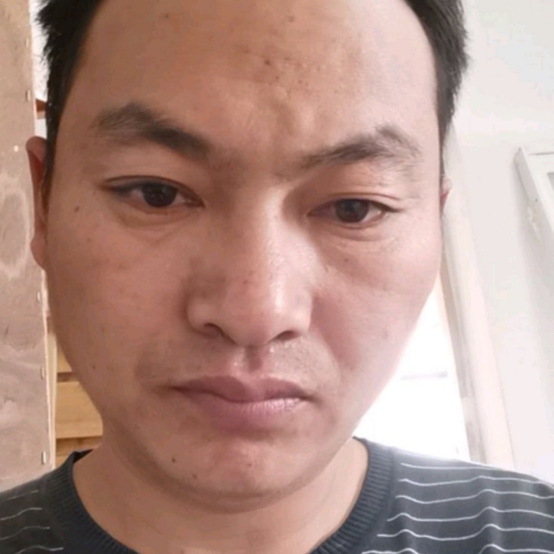 黎离的第一张照片--周口相亲服务中心