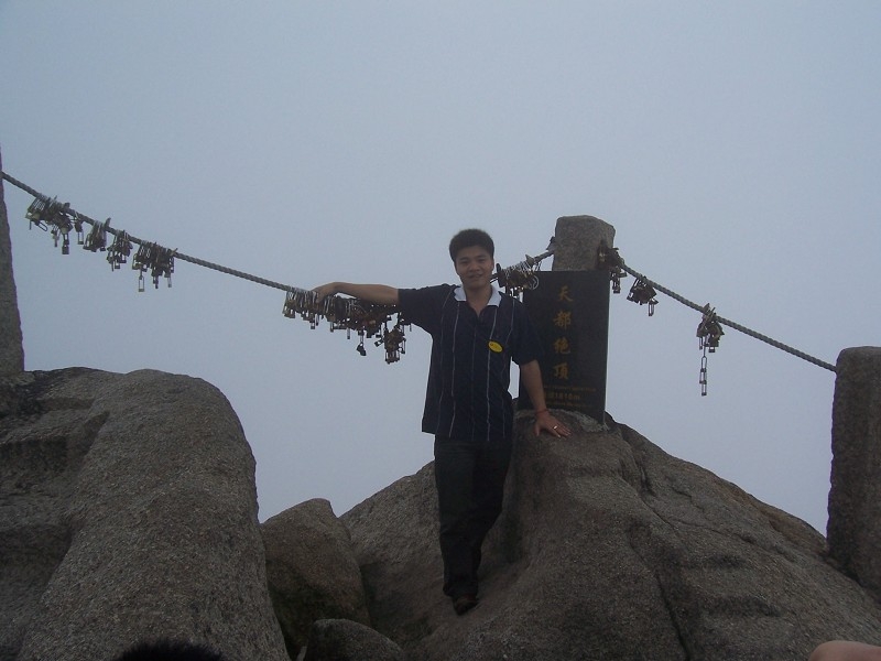 无怨无悔生死相依的第三张照片--周口相亲服务中心