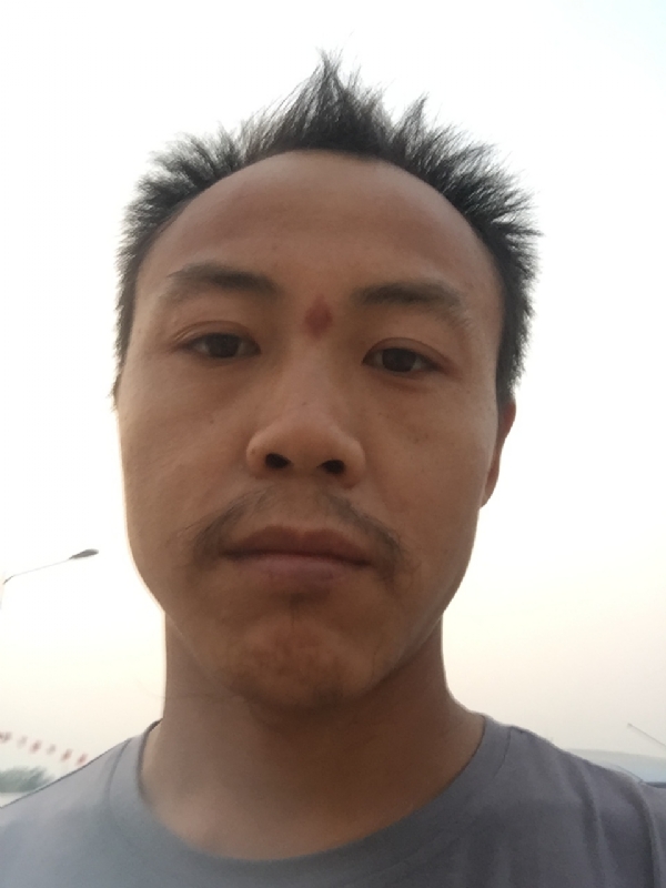 老曹的第一张照片--周口相亲服务中心