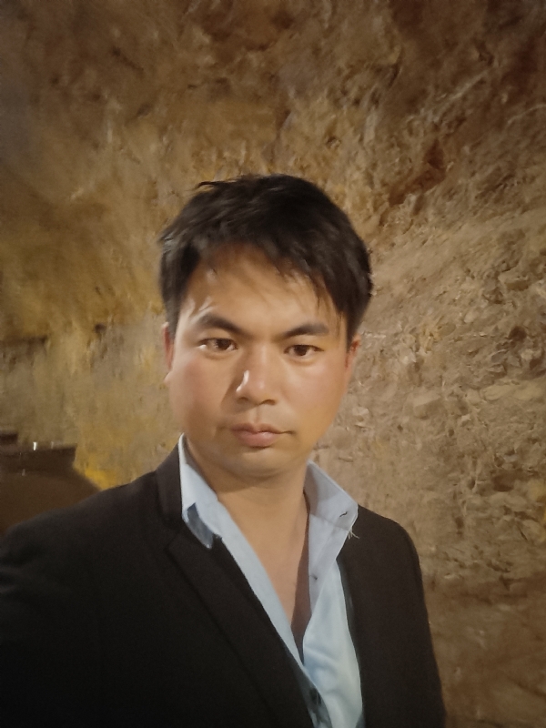 晚点的第二张照片--周口相亲服务中心