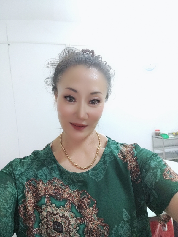 燕子的第二张照片--周口相亲服务中心