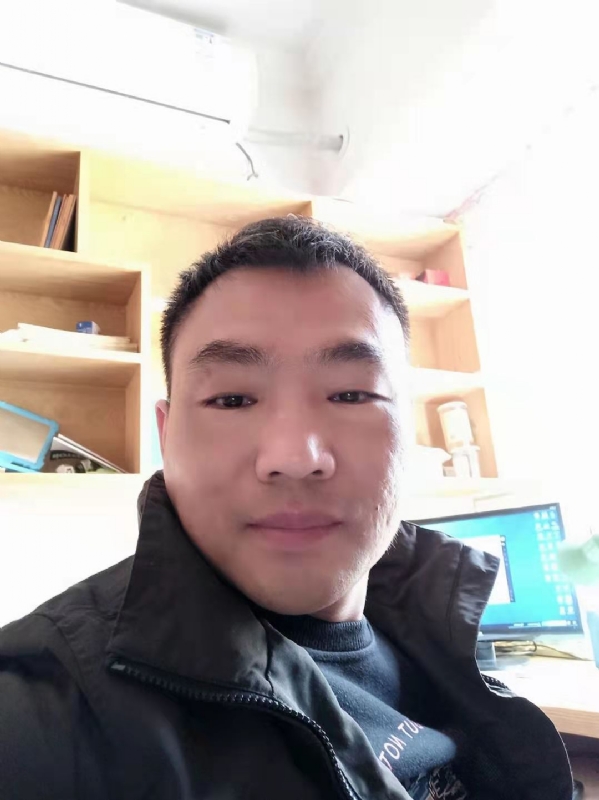 向前葱的第一张照片--周口相亲服务中心