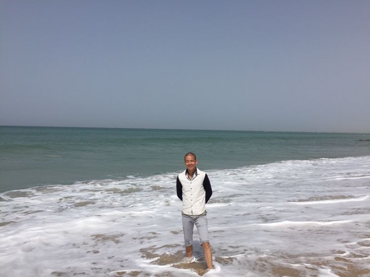 文字的忧伤的第一张照片--周口相亲服务中心