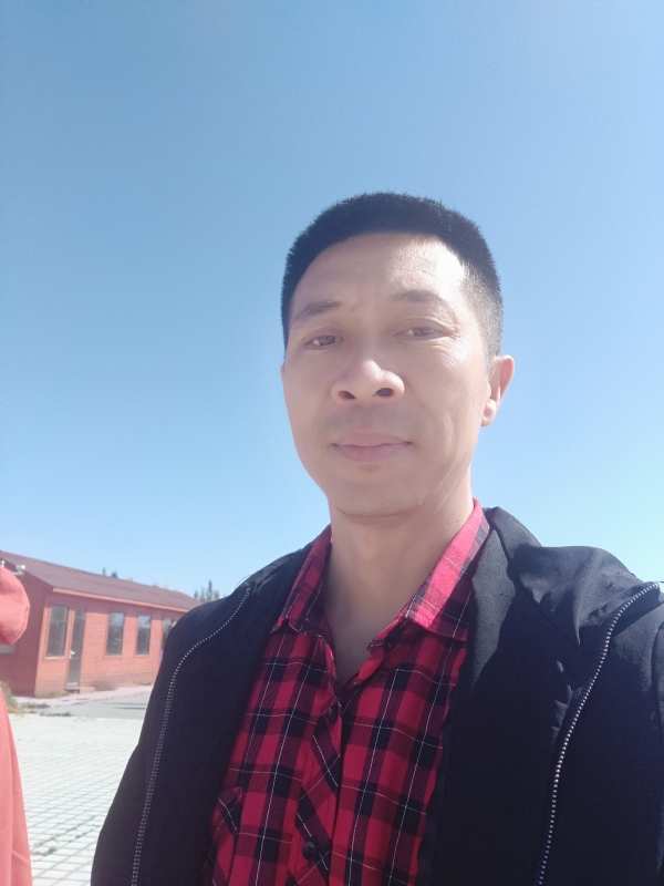 风滚草的坚持的第一张照片--周口相亲服务中心