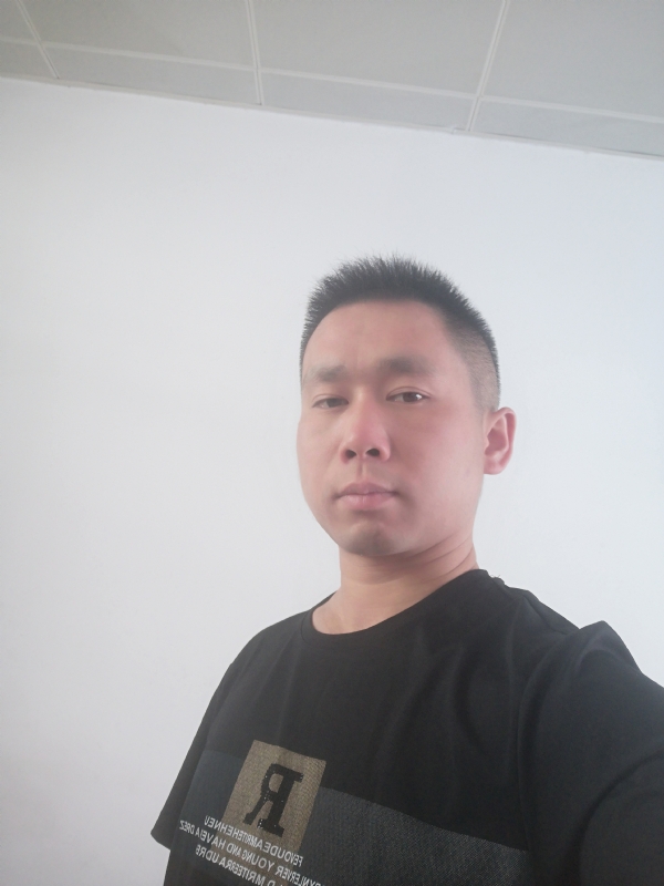 孤独的狼的第一张照片--周口相亲服务中心