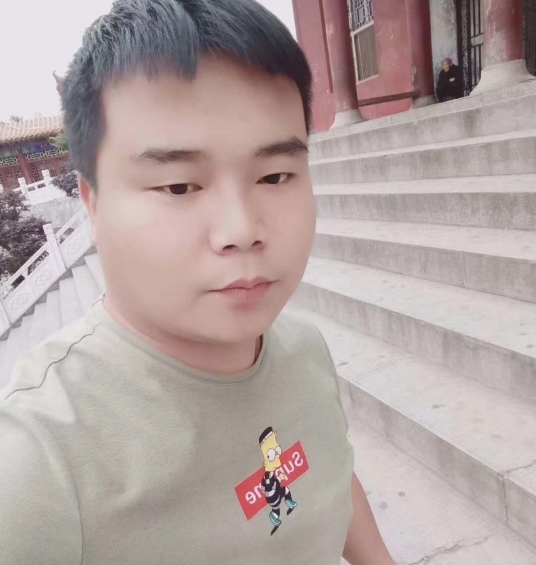 无邪的第一张照片--周口相亲服务中心