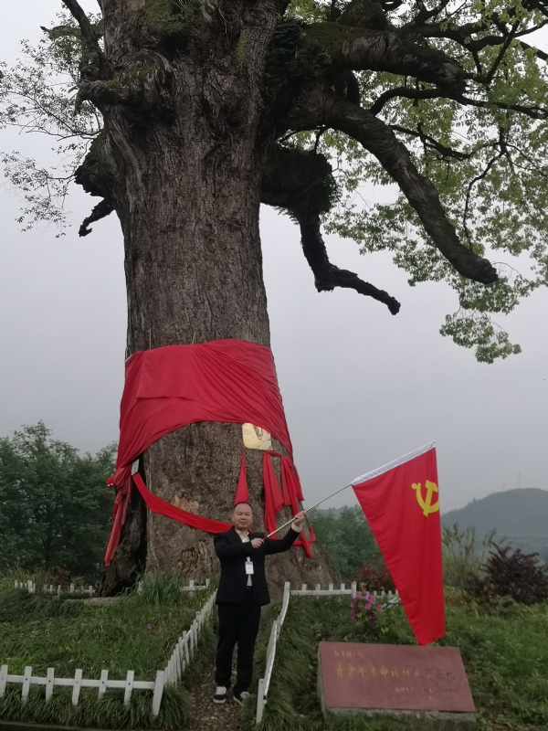 辉辉的第一张照片--周口相亲服务中心