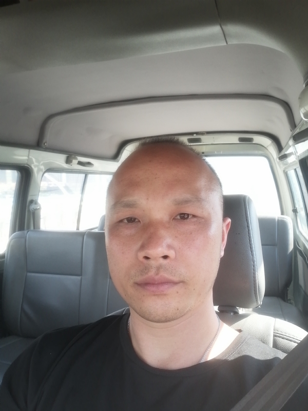 新旺丁的第一张照片--周口相亲服务中心