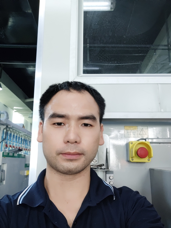 黄伟的第一张照片--周口相亲服务中心