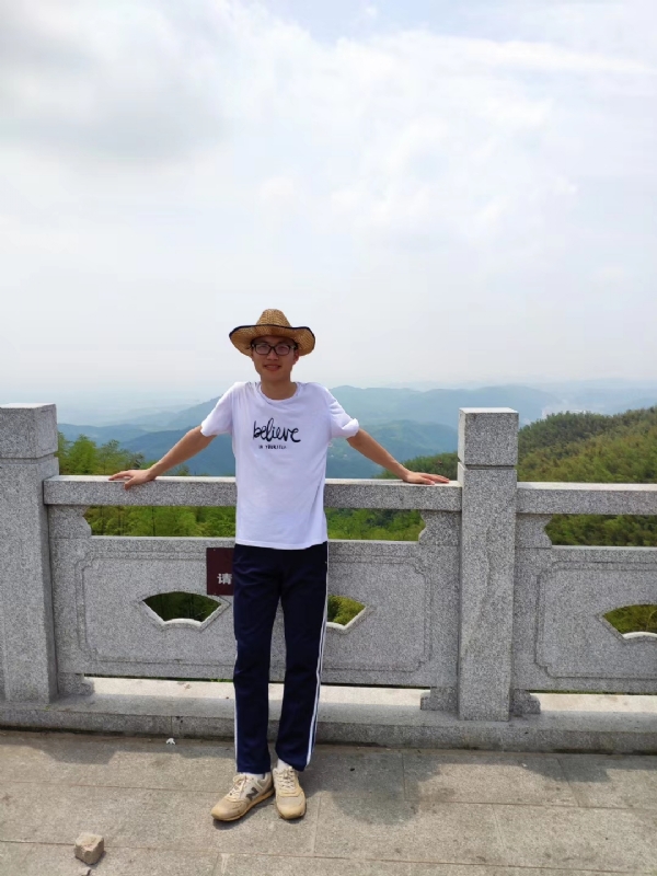 华华的第四张照片--周口相亲服务中心