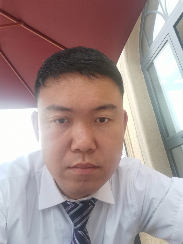 小龙哥的第一张照片--周口相亲服务中心