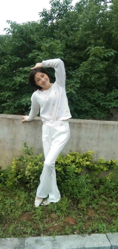 九妹的第四张照片--周口相亲服务中心