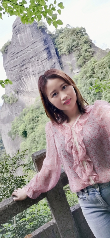 花开半夏的第二张照片--周口相亲服务中心