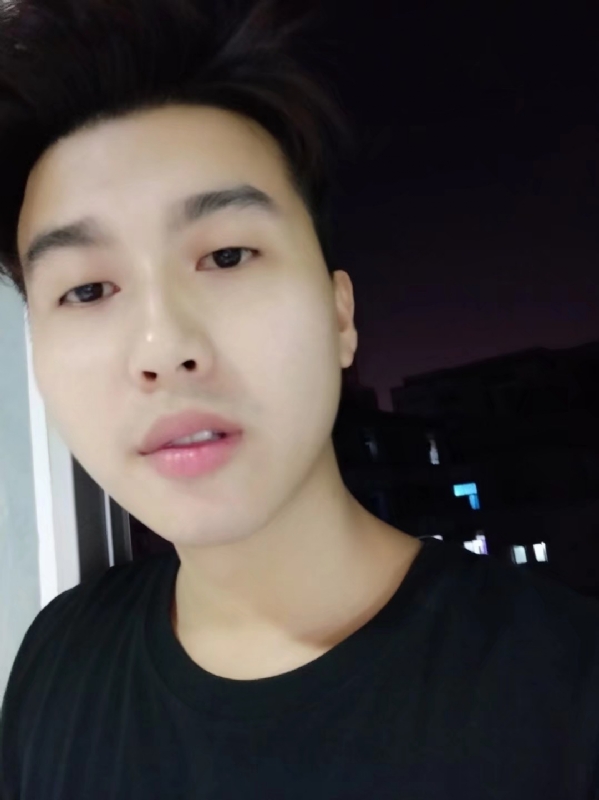 皮特王的第二张照片--周口相亲服务中心