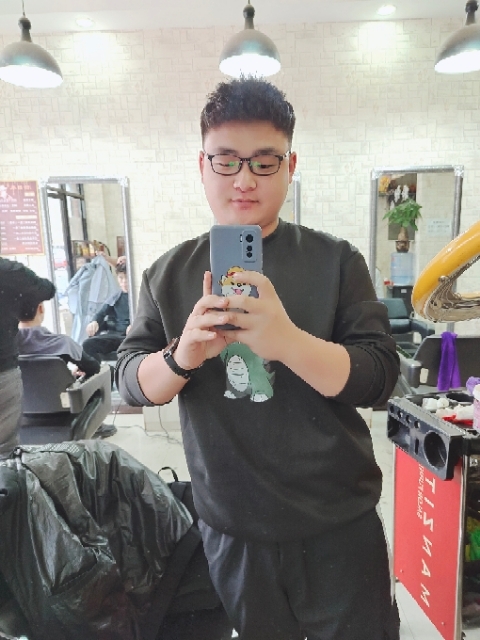 不吃香菜的第二张照片--周口相亲服务中心