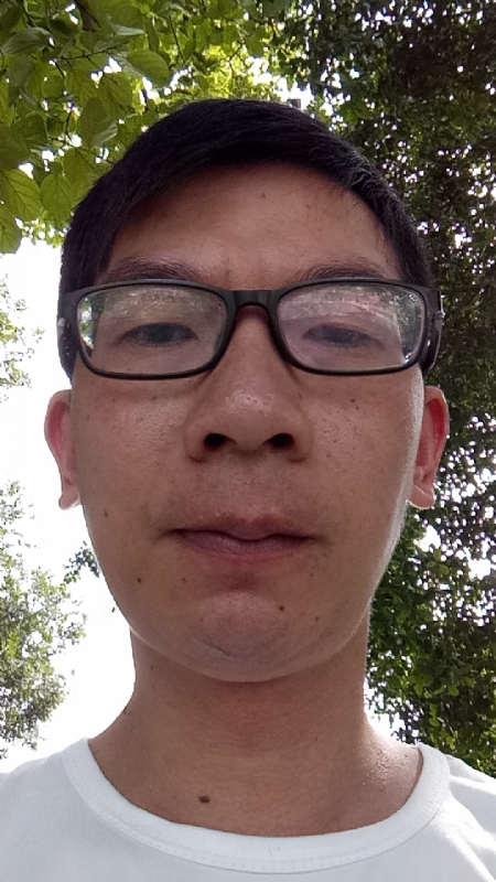 奋斗的第一张照片--周口相亲服务中心