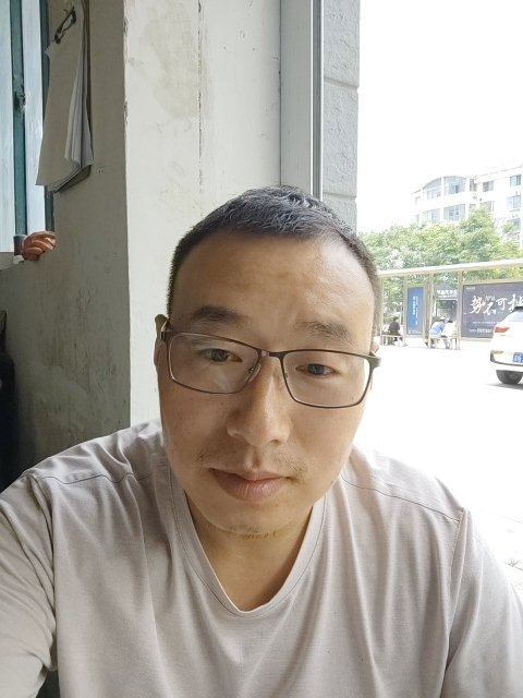 转身的距离的第一张照片--周口相亲服务中心