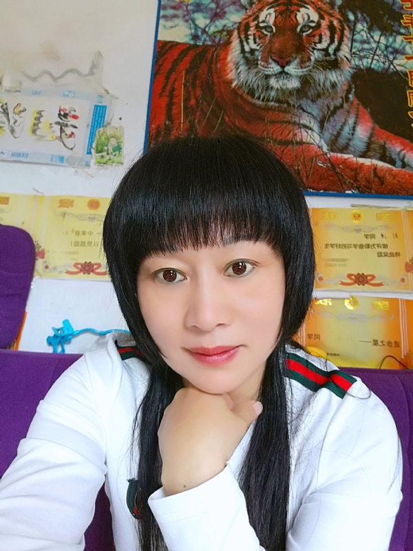 金鱼儿的第二张照片--周口相亲服务中心