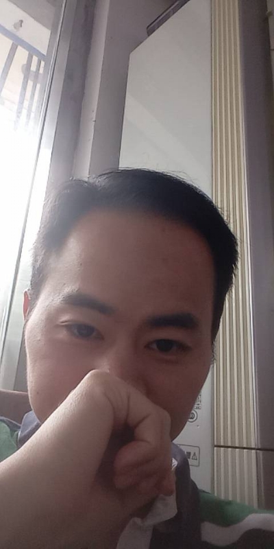 90年大叔的第一张照片--周口相亲服务中心