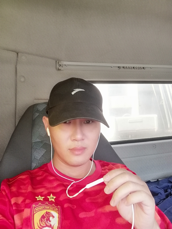 B大叔的第二张照片--周口相亲服务中心