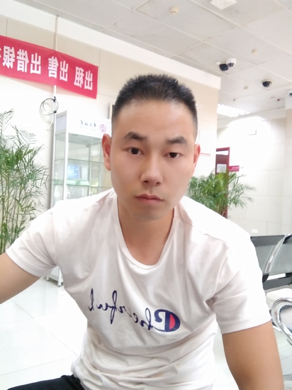 小少的第二张照片--周口相亲服务中心