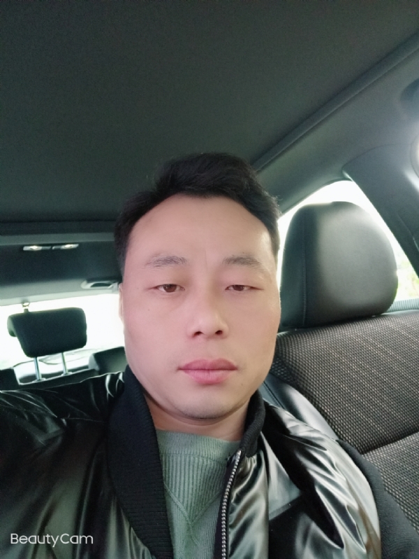 放飞的羊的第二张照片--周口相亲服务中心