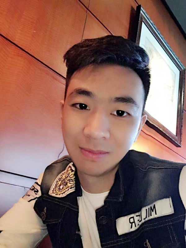 滞后的微笑的第三张照片--周口相亲服务中心