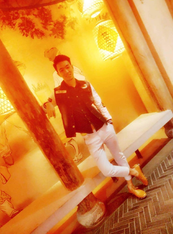 滞后的微笑的第四张照片--周口相亲服务中心