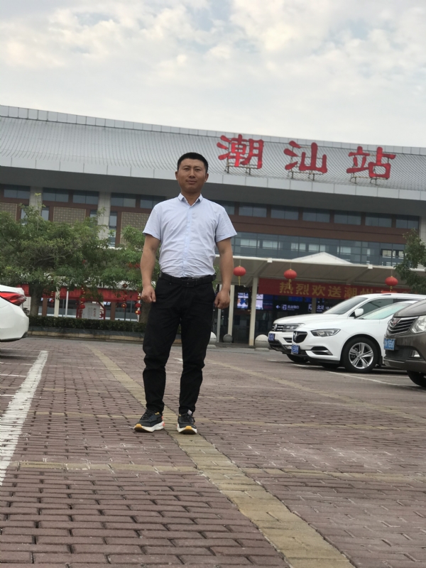 健华的第三张照片--周口相亲服务中心