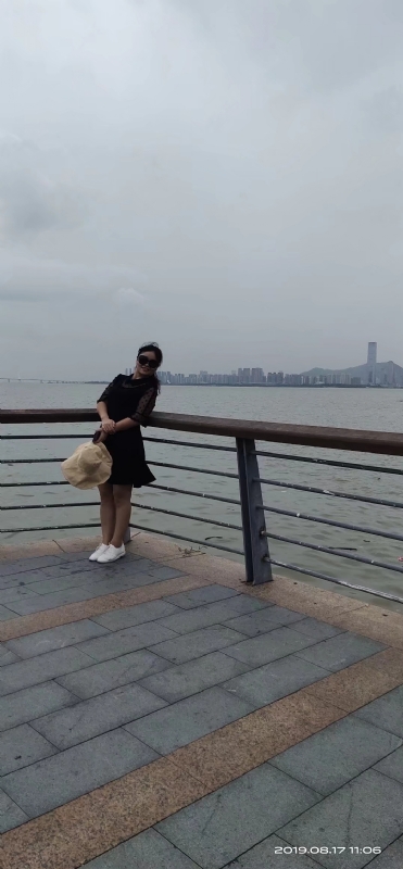 清秋的第一张照片--周口相亲服务中心