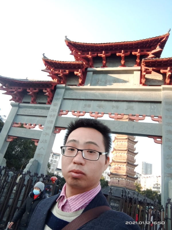 碧血丹心的第一张照片--周口相亲服务中心